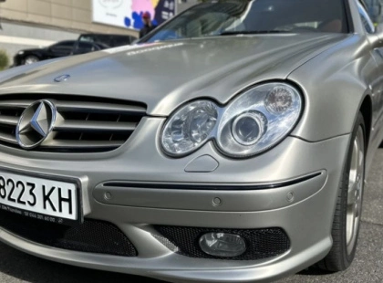 Випустили лише 11: в Україні помітили унікальний кабріолет Mercedes W124 (відео)