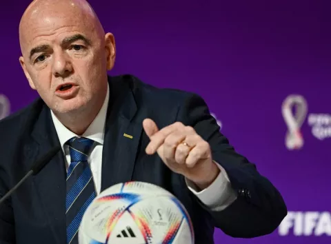 Створили більше ненависті: президент ФІФА хоче повернути Росію у футбол — в УАФ відреагували