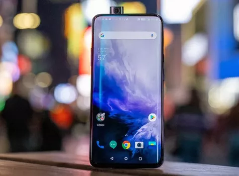 Відомі смартфони вивели експерта з себе: чому їх не варто купувати у 2026