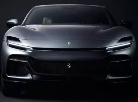 Розроблений творцем iPhone: показали перший електромобіль Ferrari