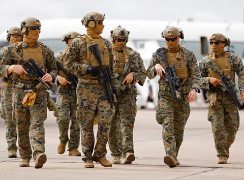 Терміново: США готуються до вторгнення в Іран — перекинуть до 100 заправників